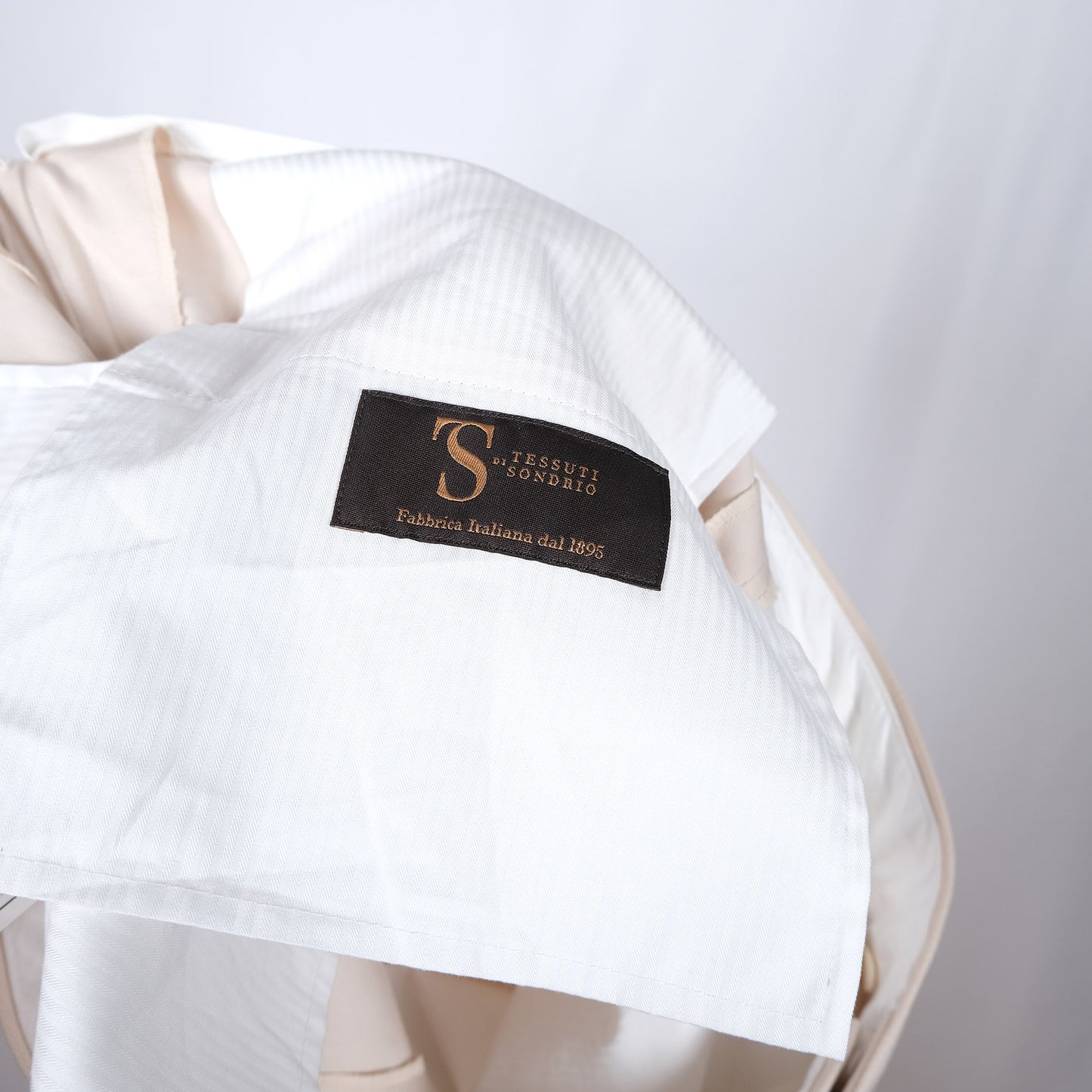 Suitsupply, vaaleat suorat housut, koko 34'', kuin uudet, puuvillaa