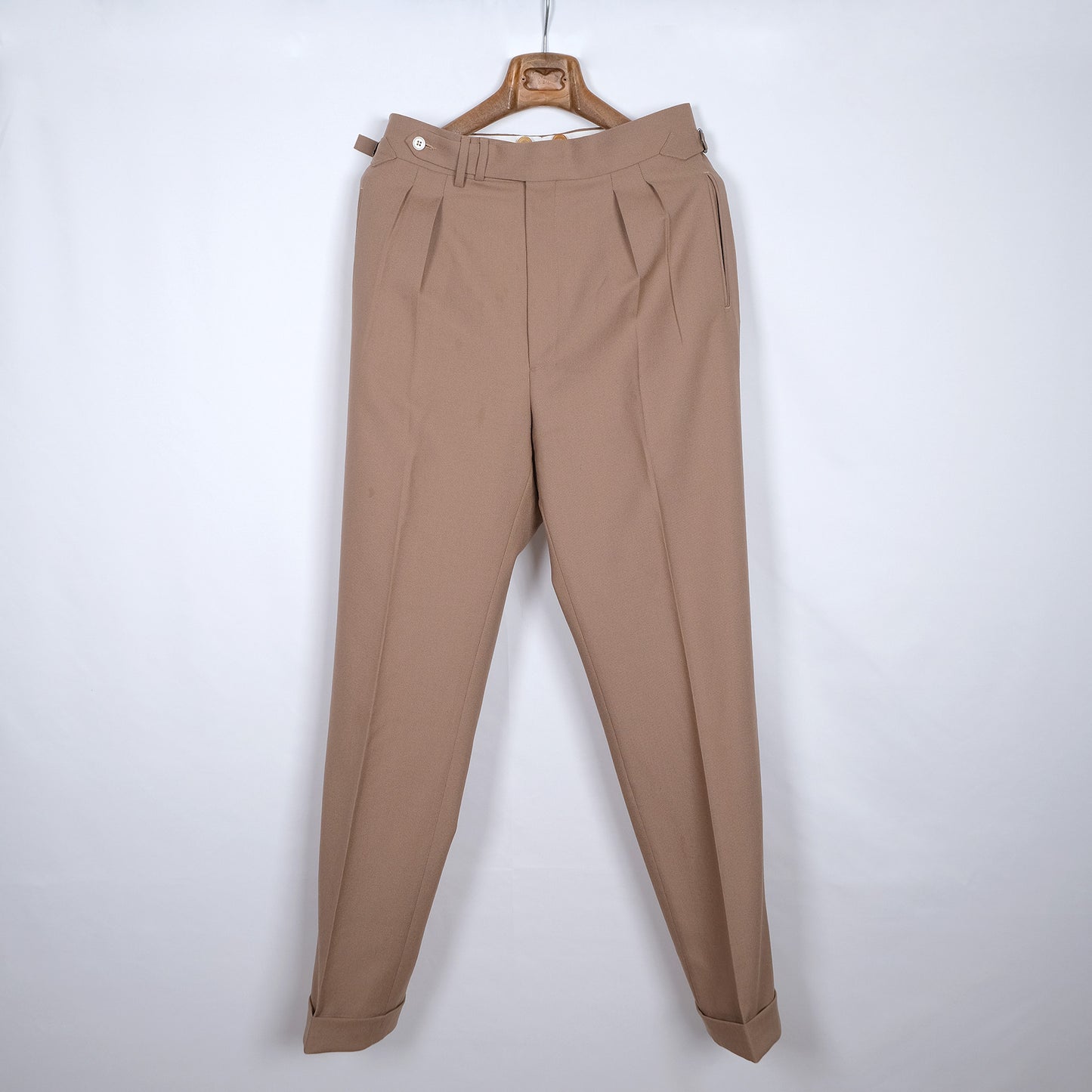 Suitsupply, vaaleat suorat housut, koko 33, mittatilaus
