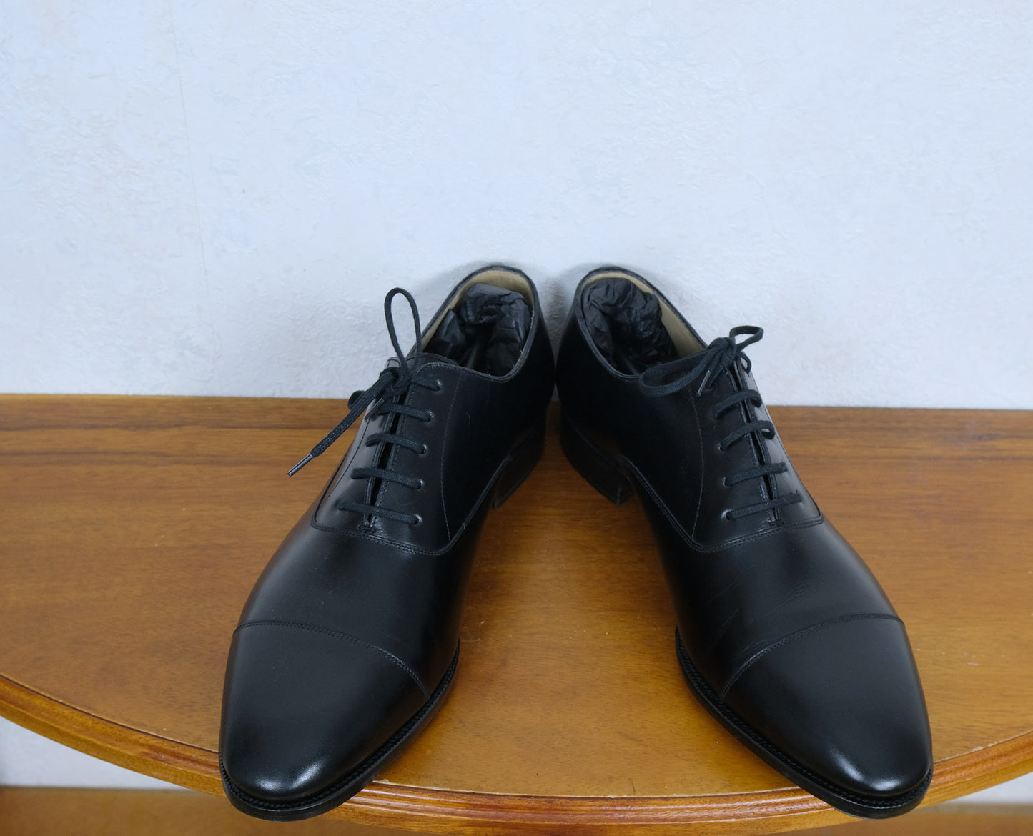 TLB Artista, black oxford shoes, size 10.5UK, like new
