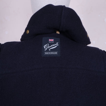 Gloverall, sininen duffelitakki, koko S, tehty Englannissa