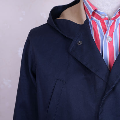 Gloverall, sininen sadetakki, koko S, tehty Englannissa