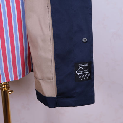 Gloverall, sininen sadetakki, koko S, tehty Englannissa