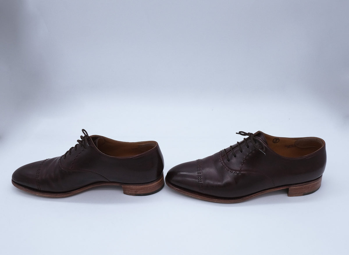John Lobb, tummanpunaiset pukukengät, koko 42, keräilymalli