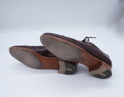 John Lobb, tummanpunaiset pukukengät, koko 42, keräilymalli