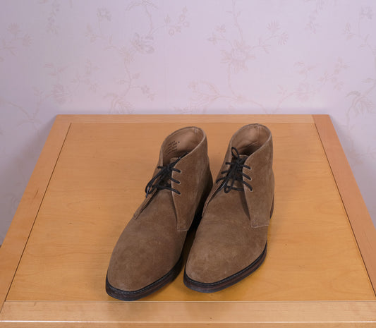 Loake, ruskeat chukka-nilkkurit, koko 42, kumipohja