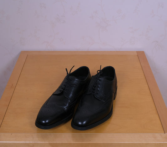 Loake, mustat brogue-kengät, koko 42, Dainite-kumipohjat