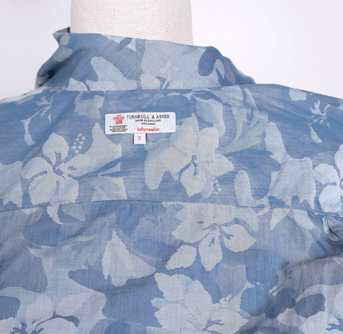 Turnbull & Asser, sininen kauluspaita, koko S, lyhyet hihat