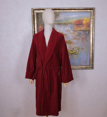 Yves Saint-Laurent, tummanpunainen kotitakki, koko XXL