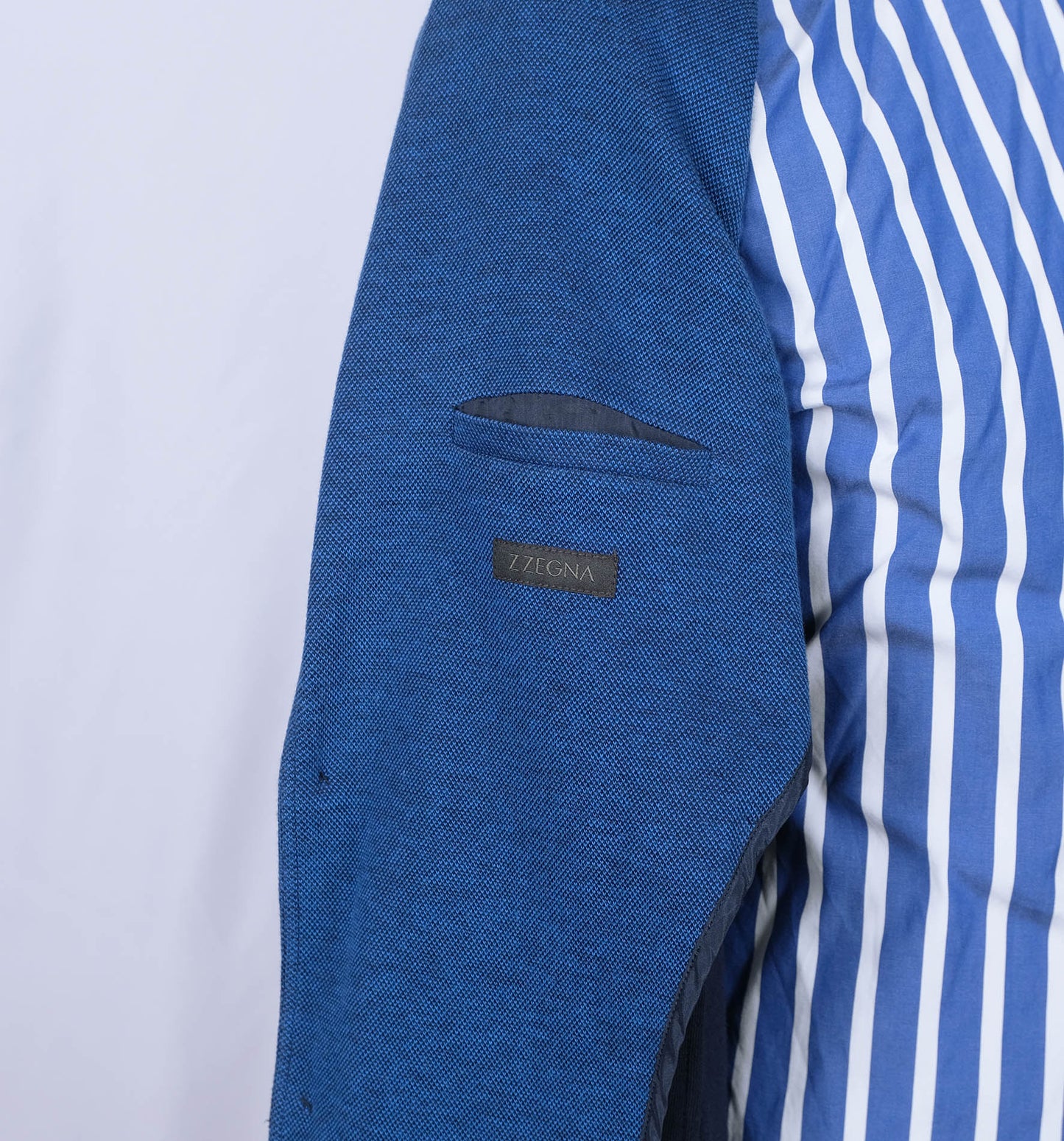 Ermenegildo Zegna, sininen neulottu irtotakki, koko M