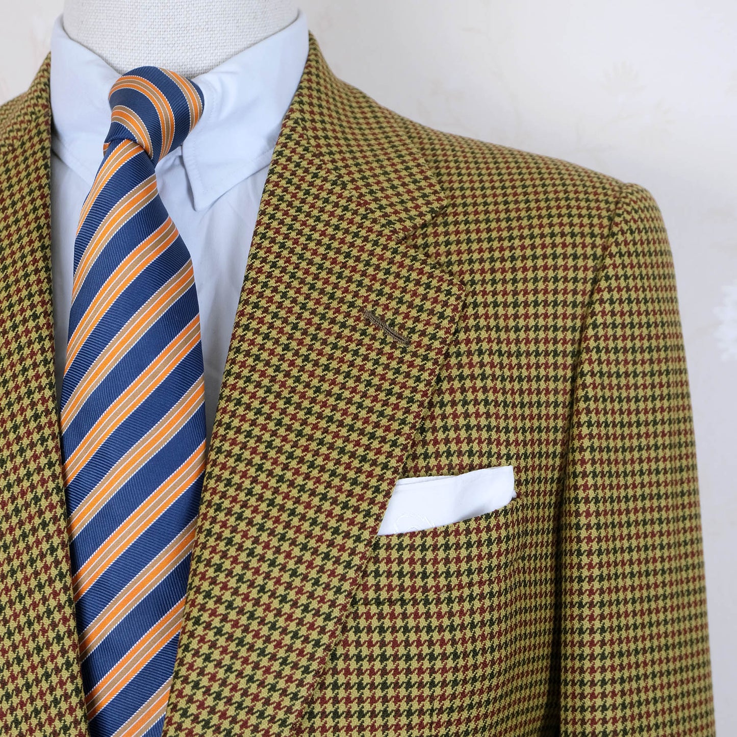 d'Avenza, hand made houndstooth jacket, size 40UK, slim